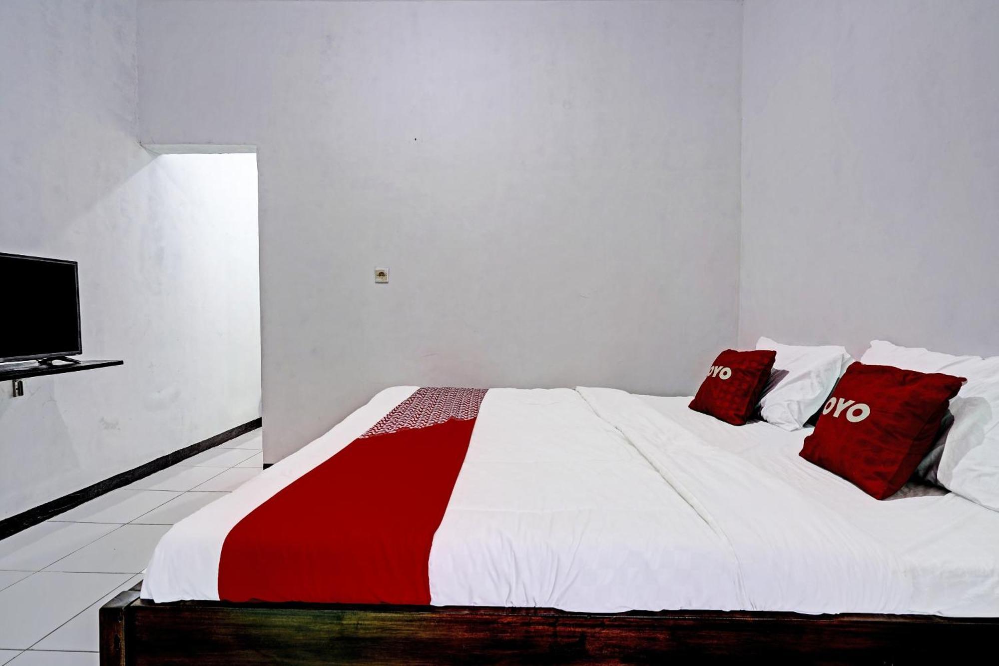 OYO 91334 Permata Papua Guest House Pameungpeuk  Bagian luar foto